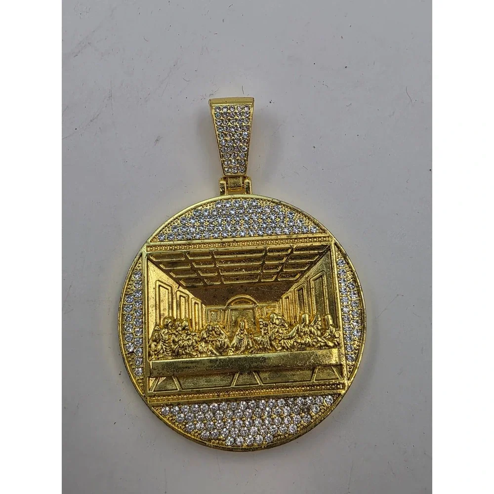 N/A gold tone